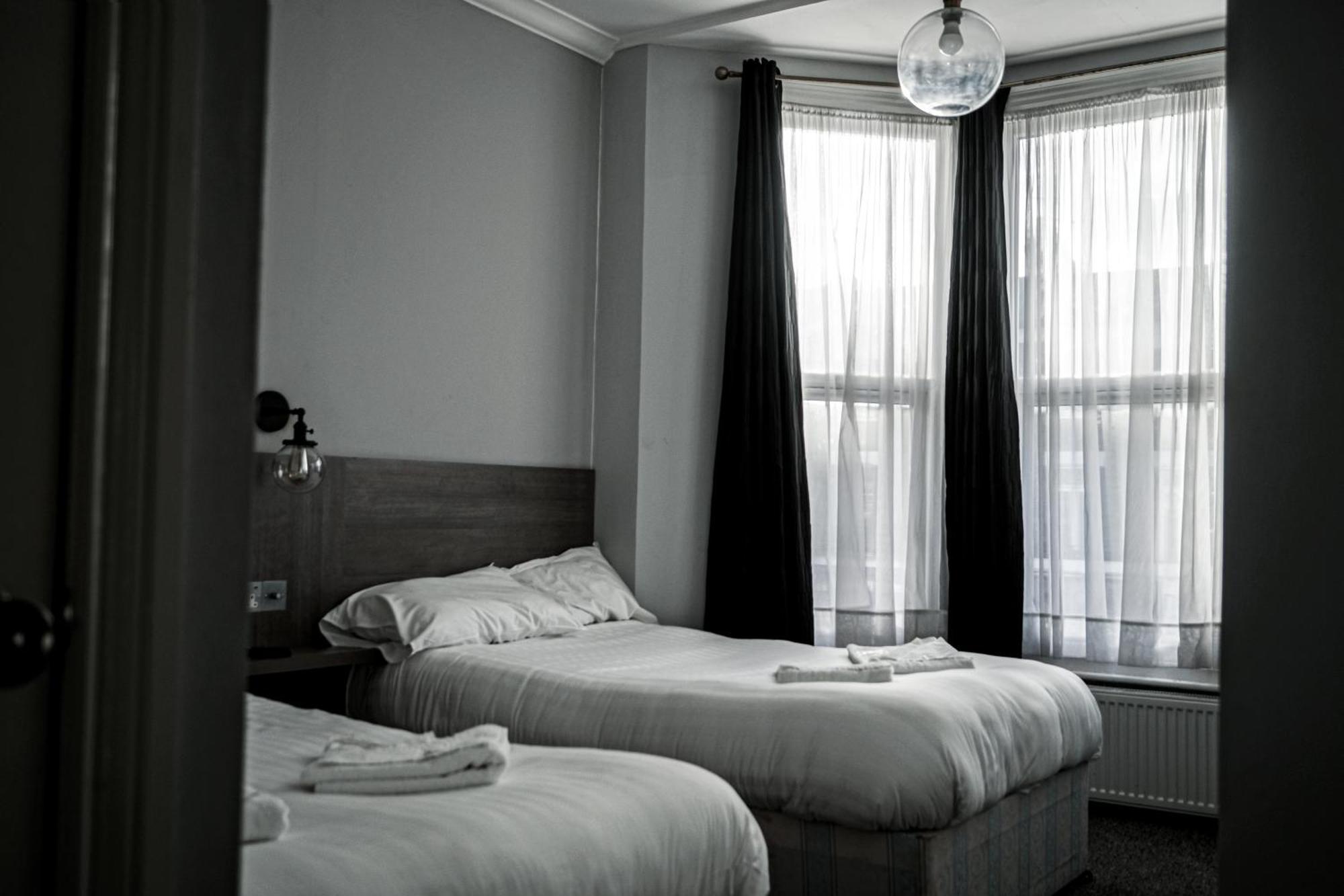 Plaza Hotel London Rum bild